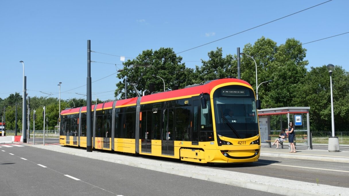 Varšava zřejmě nevyužije opci na 90 tramvají Hyundai Rotem