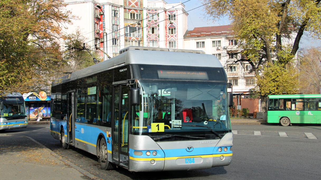Almaty poptávají 100 trolejbusů