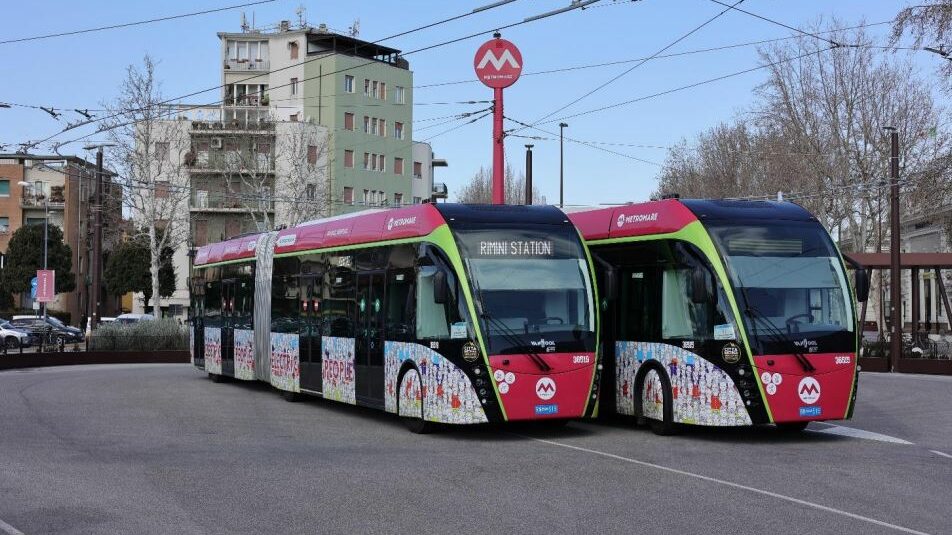 Většina trolejbusů na koridoru Metromare mimo provoz