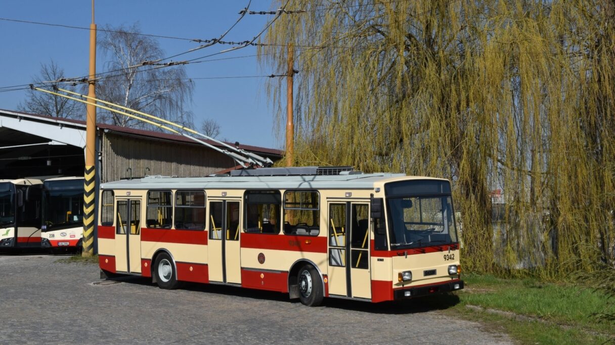 Trolejbusy Škoda 14 Tr pro Prahu