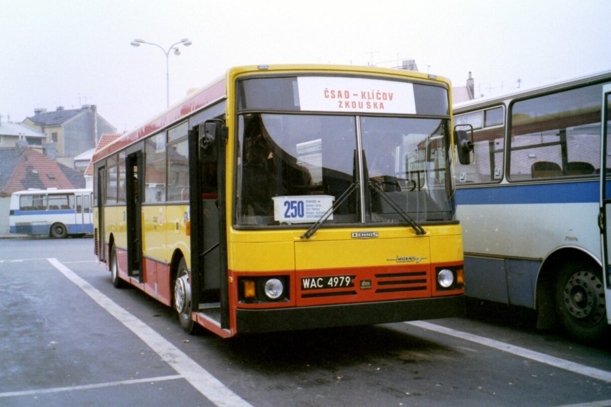 1992: Výroba autobusů pro Prahu v ČSAD Klíčov. I patrových?