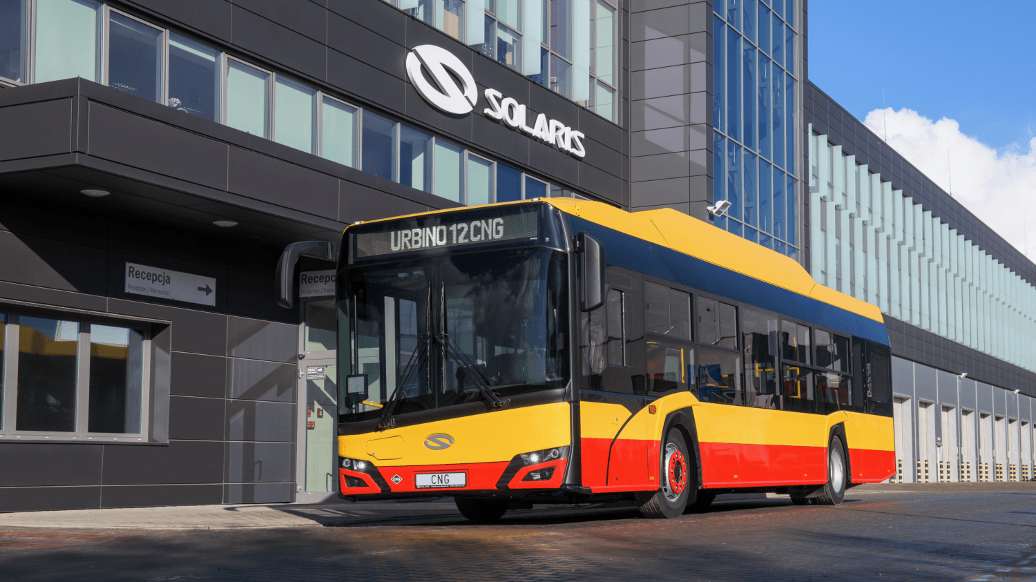 Autobus Solaris Urbino 12 CNG pro Varšavu na propagační fotografii výrobce. (foto: Solaris Bus & Coach)