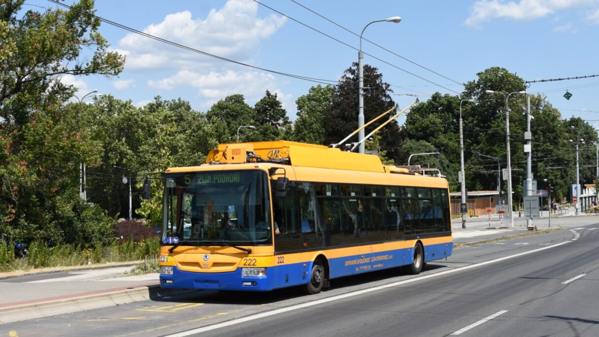 Zlín a Otrokovice vypsaly soutěž na až 25 parciálních trolejbusů