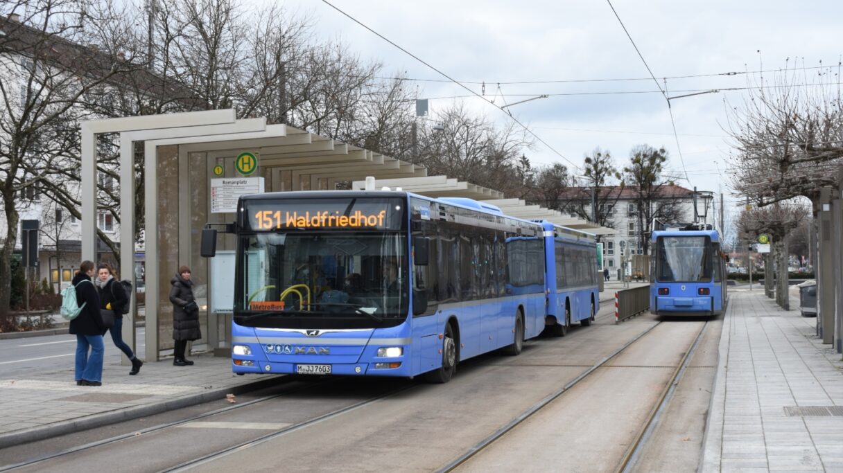 Mnichov hledá nástupce autobusových vlaků