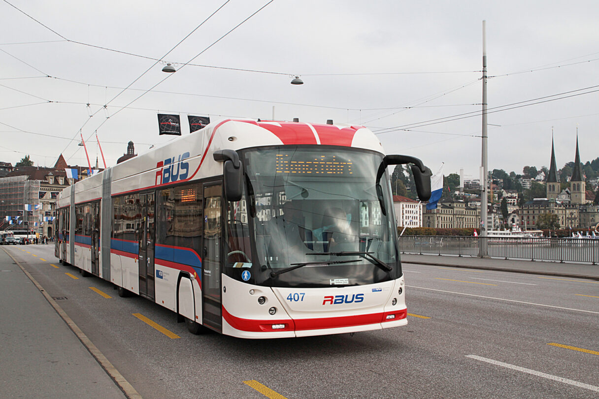 Luzern vypsal soutěž na až 53 parciálních trolejbusů
