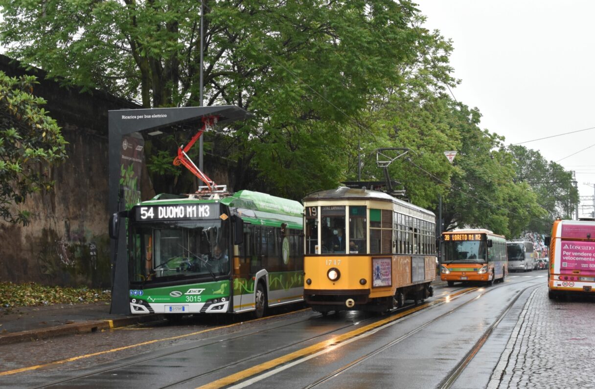 Solaris se přece jen dočkal. Do Milána dodá 105 článkových elektrobusů