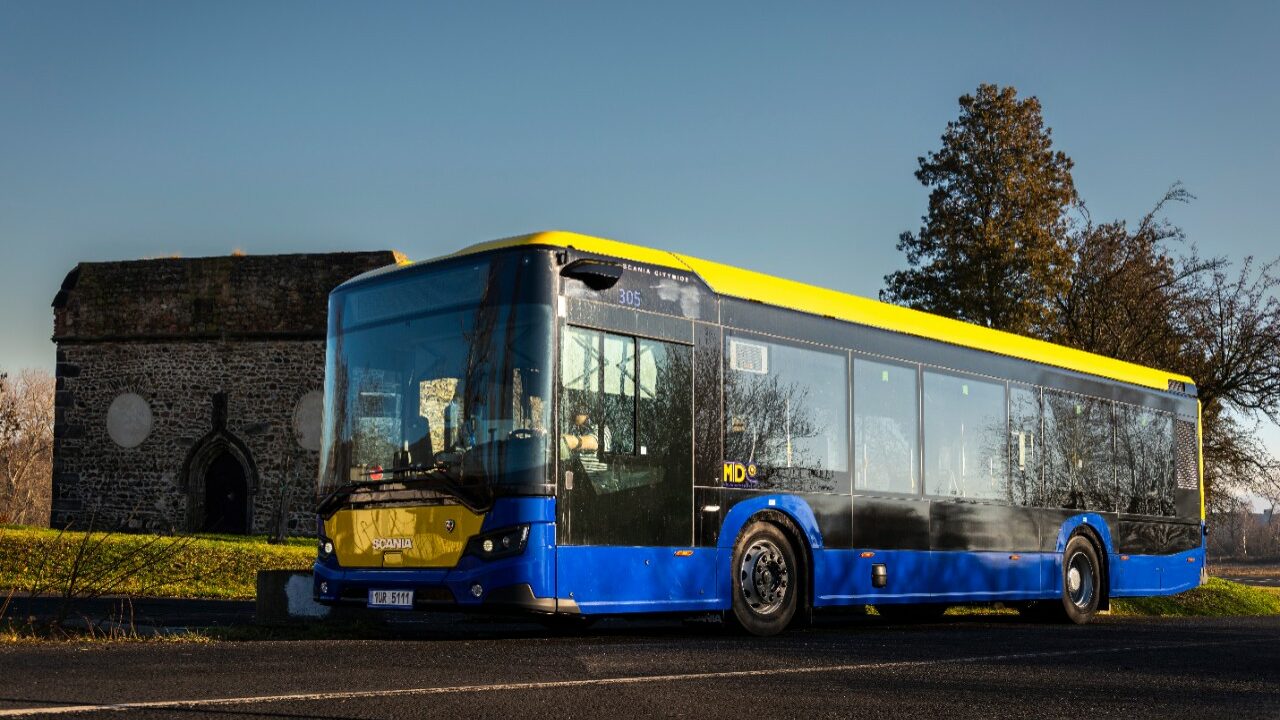Jedny z vůbec posledních vyrobených autobusů Scania Citywide si našly cestu i do České republiky. Pět vozů zařadily od 1. 1. 2024 do provozu Teplice. (foto: Scania Česká republika)