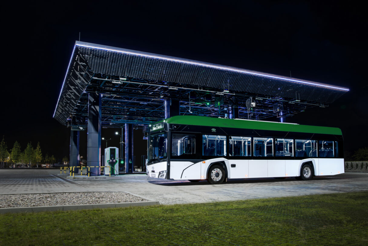 Solaris v Berlíně představil novou verzi Urbina 12 electric