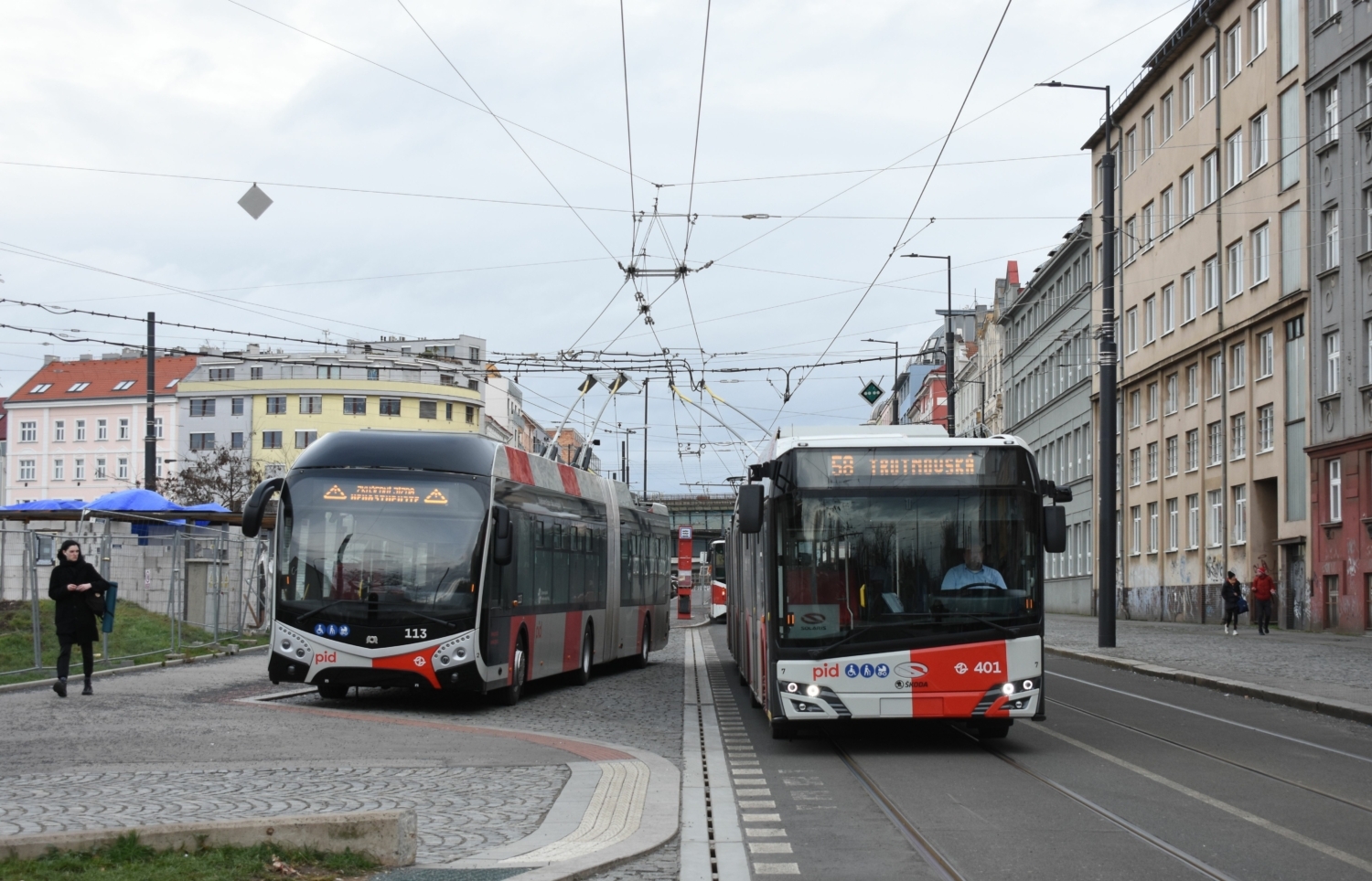 Třetí trolejbusová trať v Praze. DPP vypsal soutěž na trať k Waltrovce