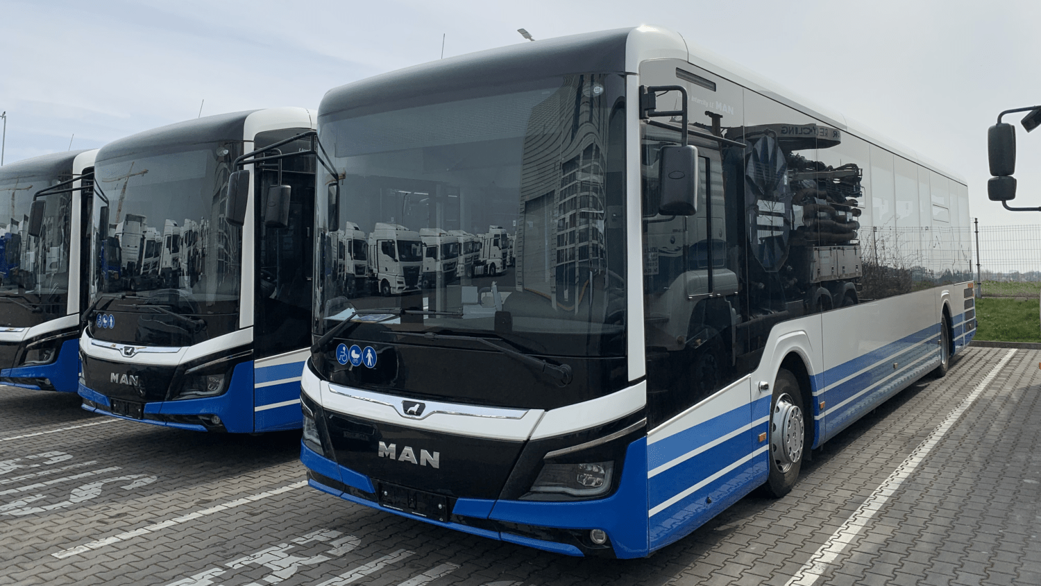 GW BUS zařadil první česká 13m Intercity LE od MANu