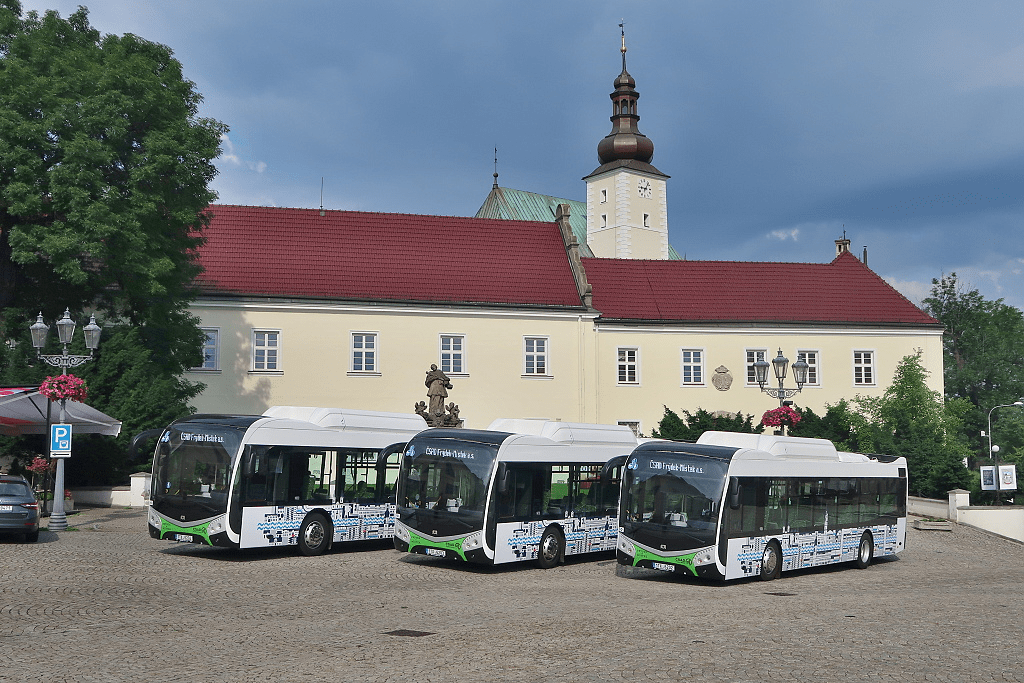 Do Karlových Varů zamíří poprvé autobusy SOR