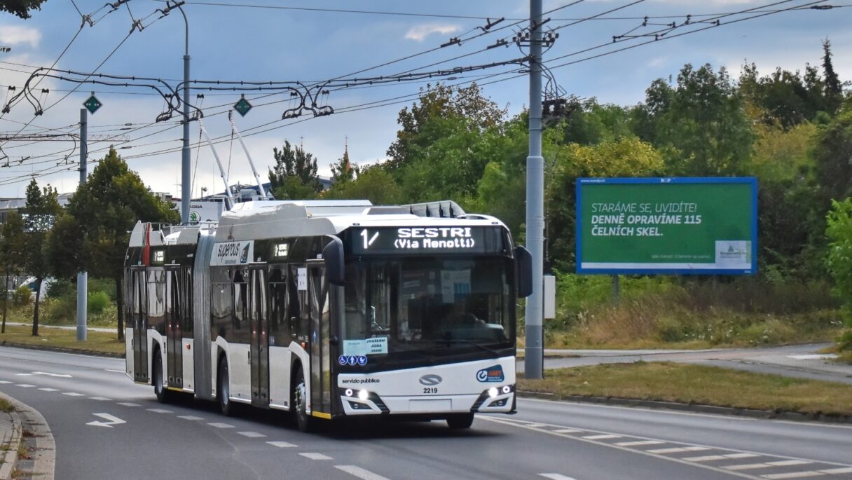 V Janově vyjelo první z nově dodaných Trollin