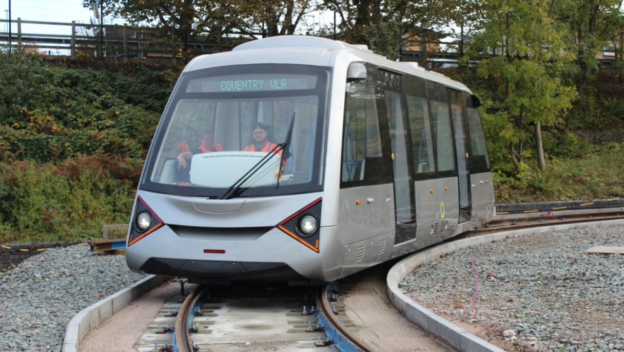 V anglickém Coventry se připravuje spuštění „velmi lehké tramvaje“