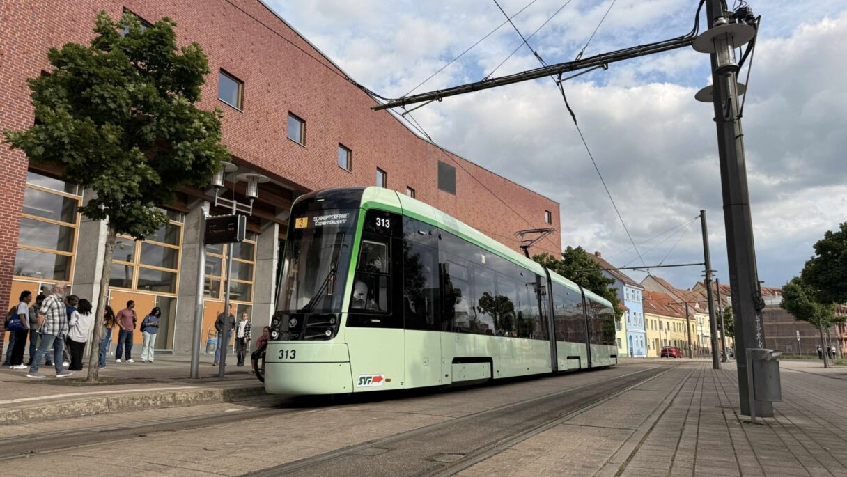 Tramvaje Škoda 46T ve Frankfurtu nad Odrou už vozí cestující