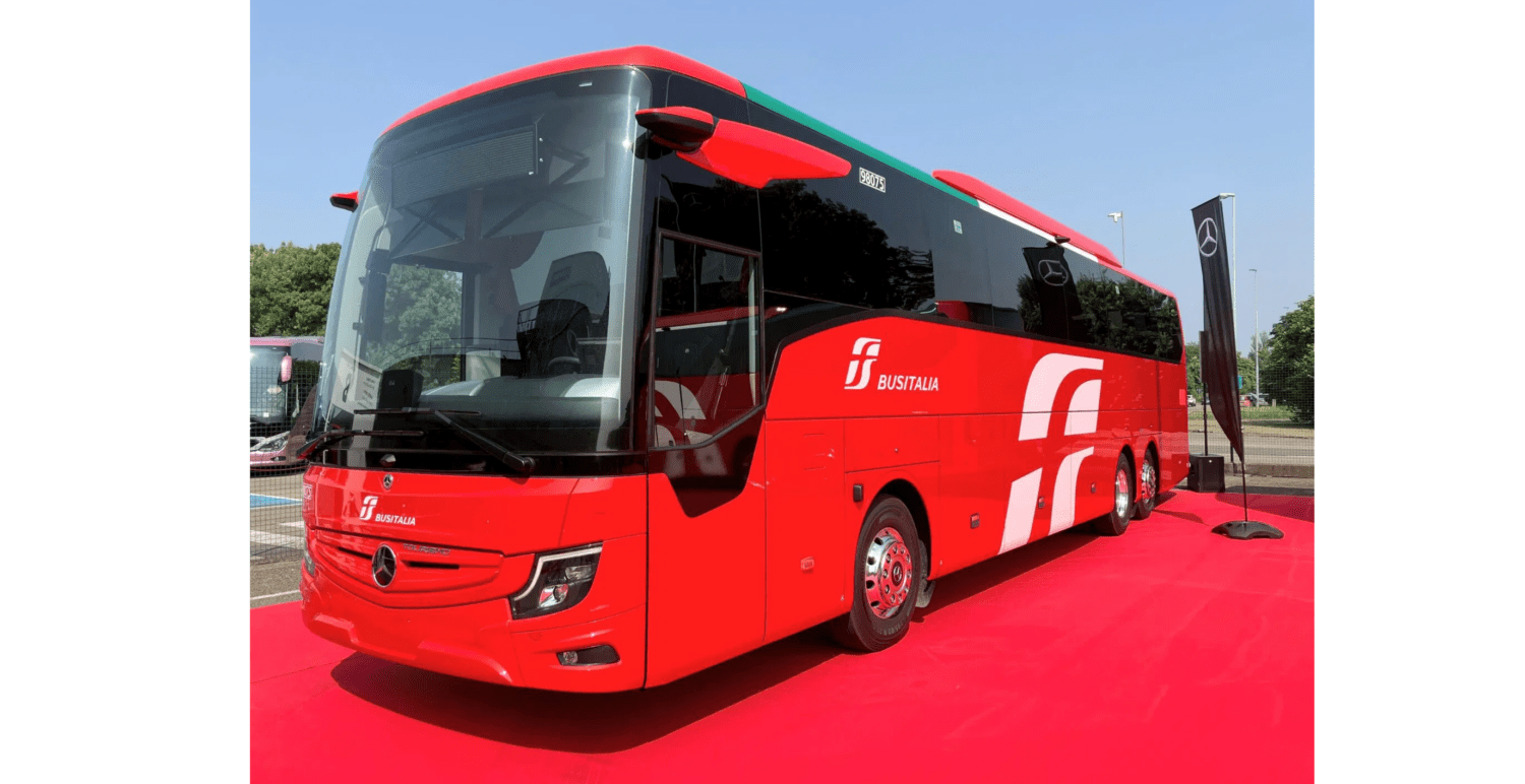 Busitalia začala zařazovat 111 autobusů Mercedes-Benz a Setra