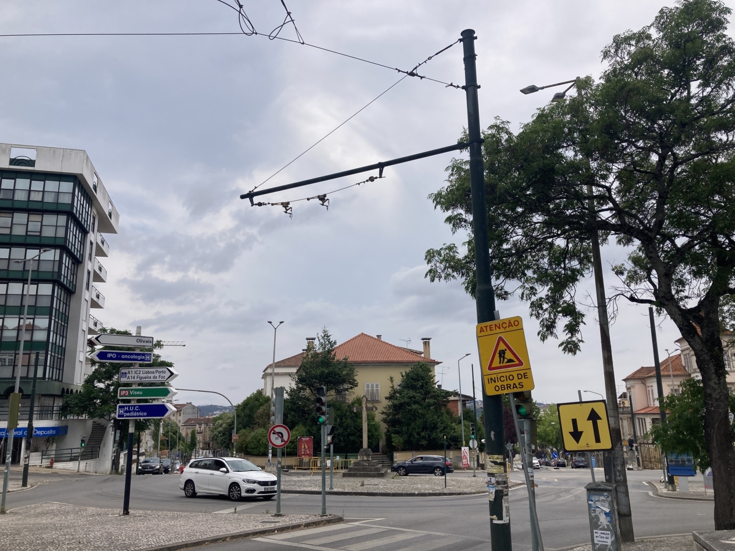 Naděje na návrat trolejbusů do Coimbry mizí