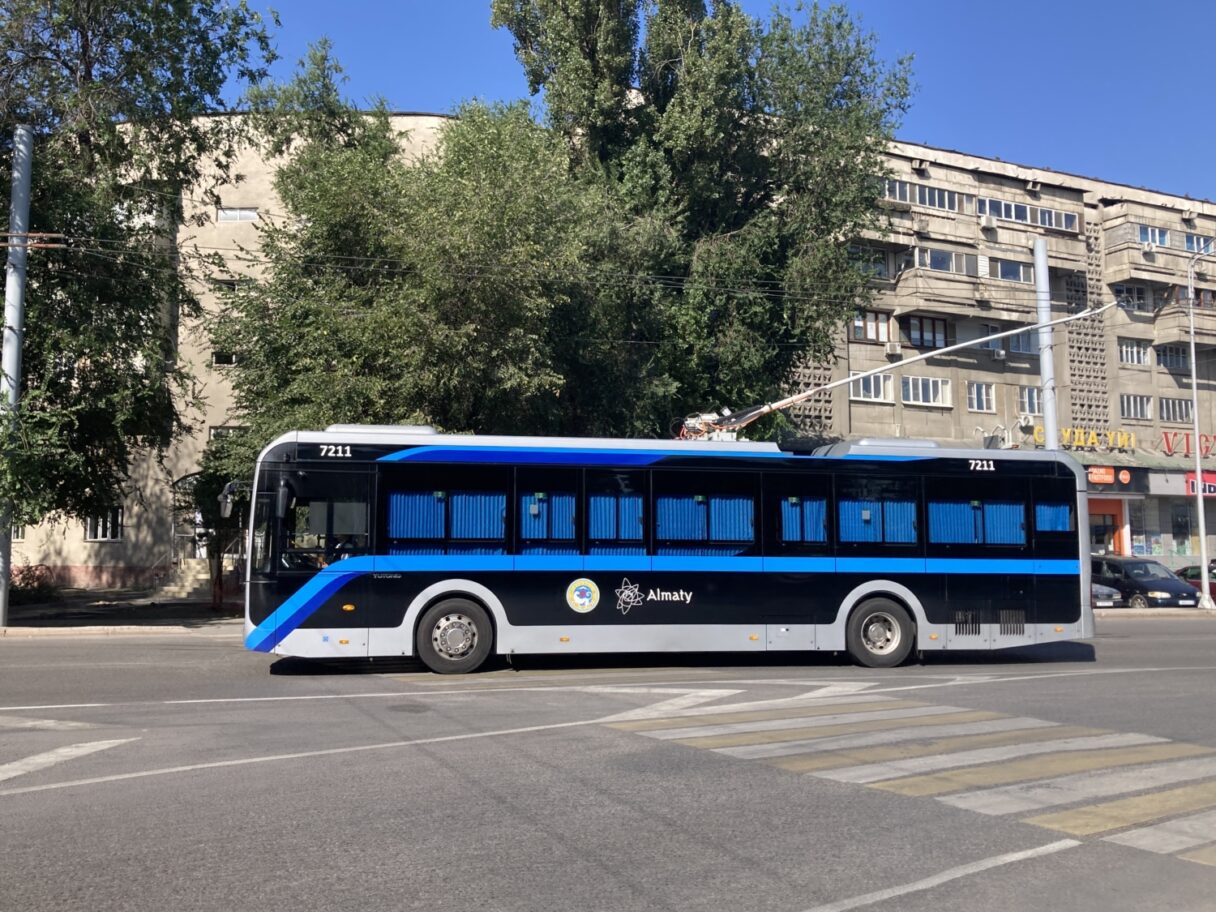 Pokračuje masivní modernizace MHD v Almaty