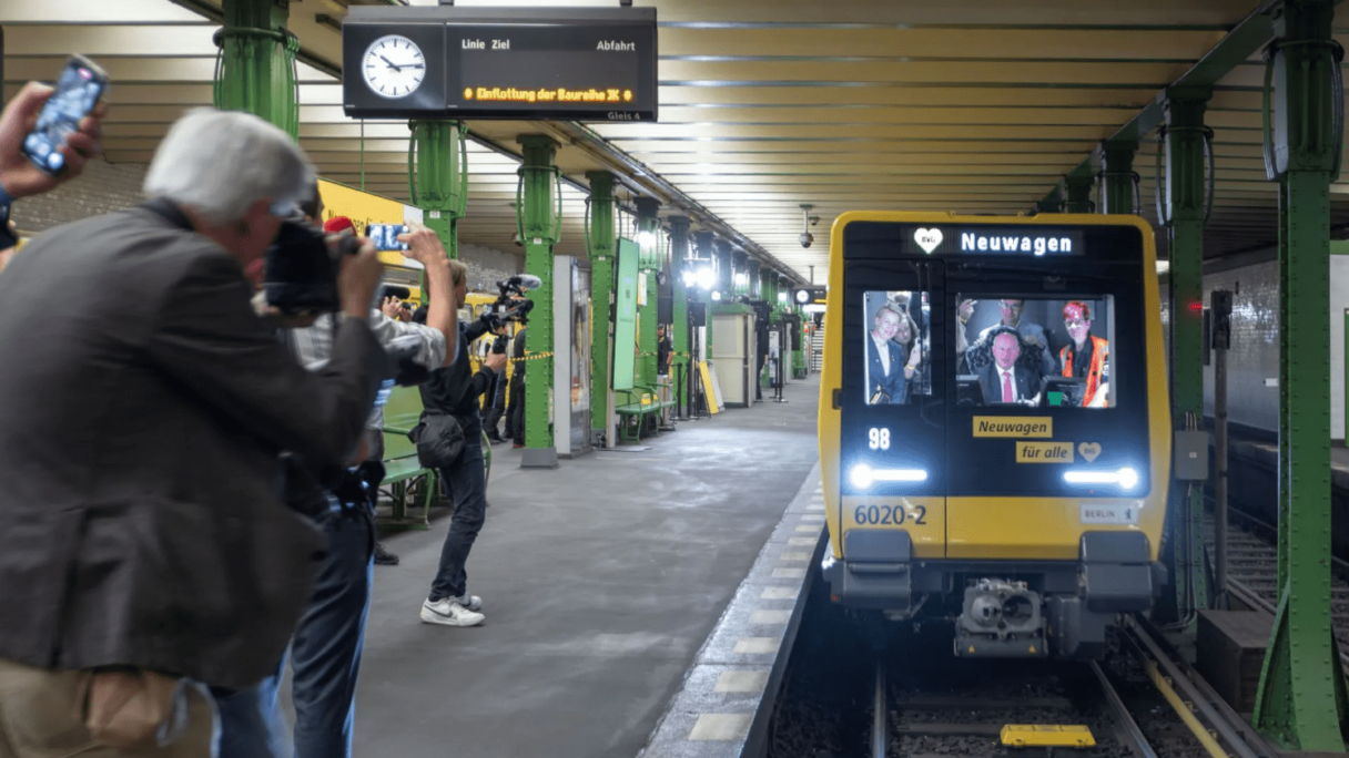 V Berlíně vyjelo do provozu nové metro od Stadleru