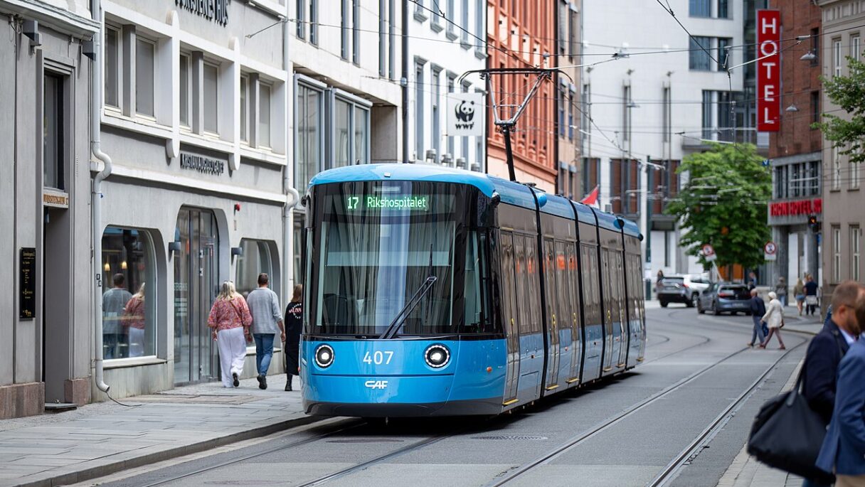 CAF představil 1000. vyrobenou tramvaj Urbos