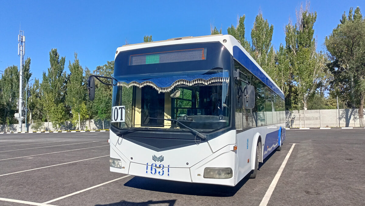 Z trolejbusů elektrobusy. Příběh záměru netradiční přestavby v Kyrgyzstánu