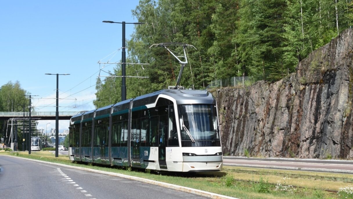 Helsinky tvrdě obvinily Škodu z pokusu o ovlivnění zakázky na tramvaje