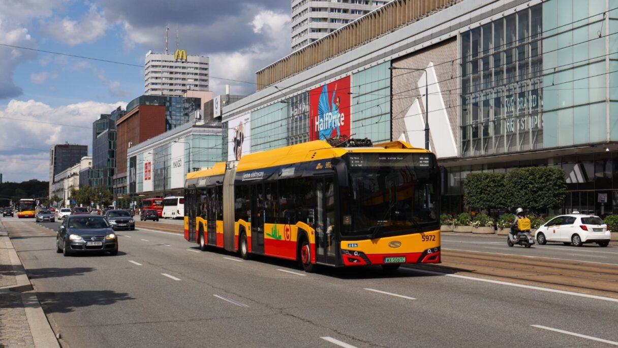 Solaris dodá 120 kloubových autobusů do Varšavy