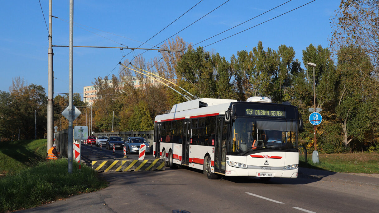 Pardubické trolejbusy Škoda 28 Tr a 26 Tr zamíří do Szegedu