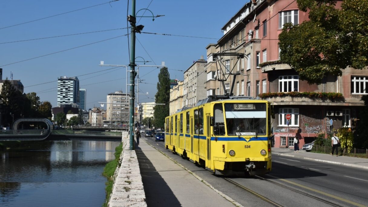 Konec tramvají Tatra K2 a KT8D5 v Sarajevu?