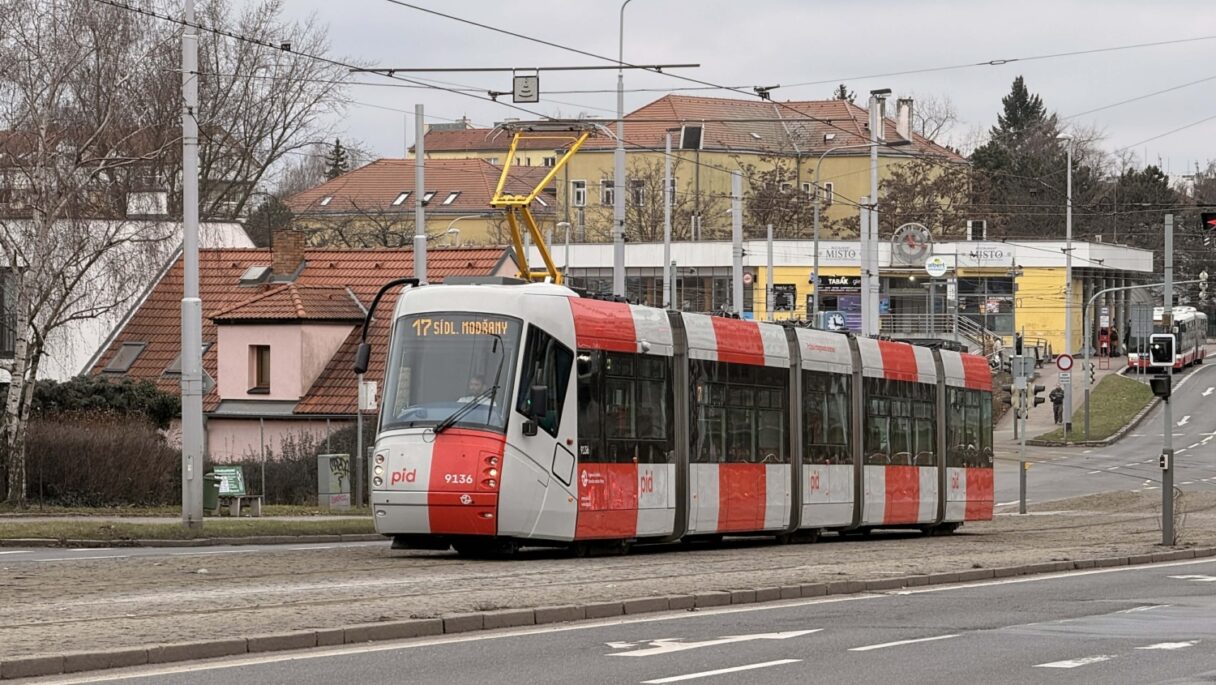 Praha dokončila první periodickou opravu tramvaje 14T. Trvala 4,5 roku