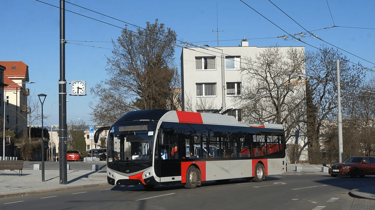 Trolejbus vyjede 1. 4. na třetí pražskou linku