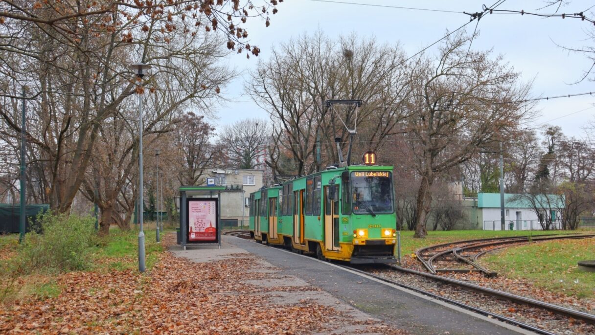 Poznaň se loučí s tramvajemi Konstal 105Na. Skončí i poslední „Helmuty“