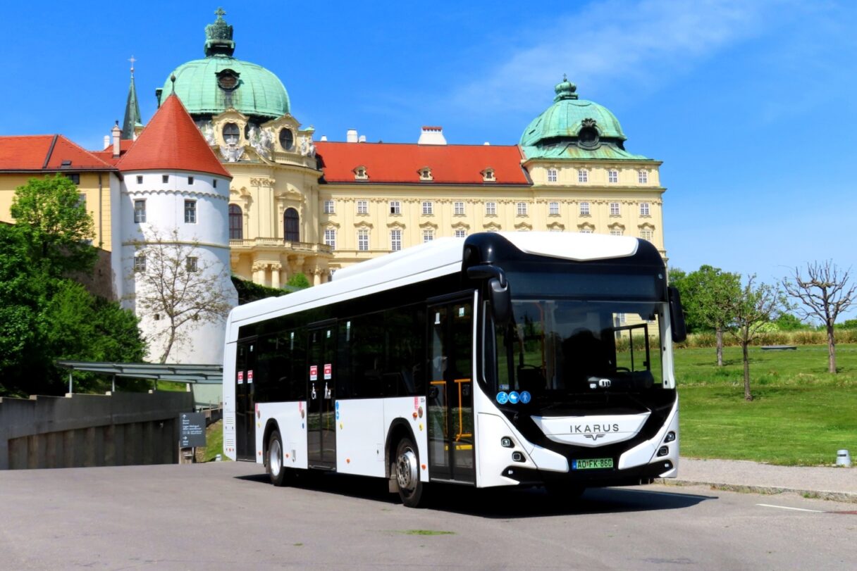 Elektrobus za 7,7 mil. Kč. Ikarus dodá 150 vozů do Severní Makedonie