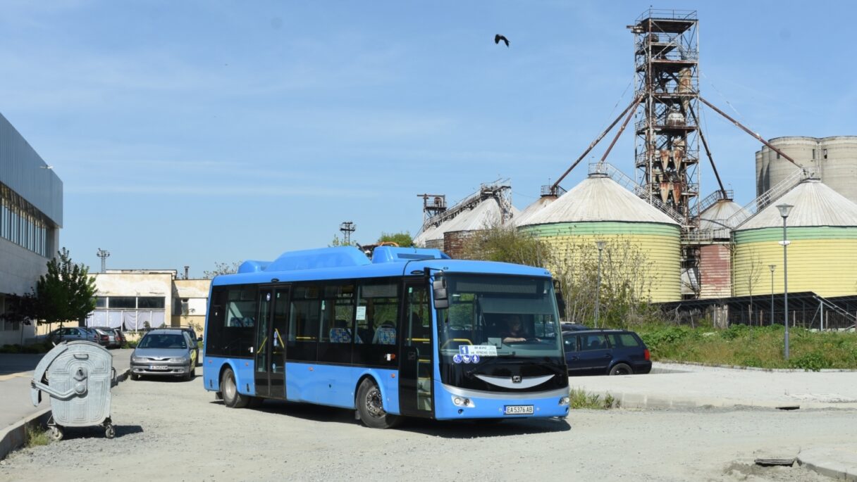 Elektrobusy SOR EBN 9,5 v bulharském Karnobatu