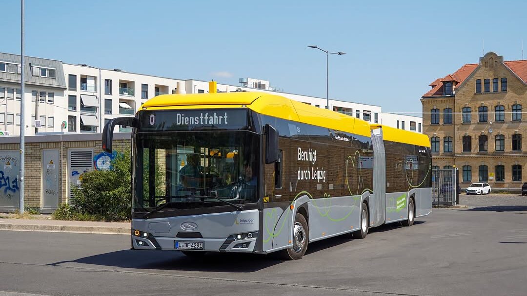 Do Lipska dorazil první ze 40 elektrobusů Solaris Urbino 18 electric