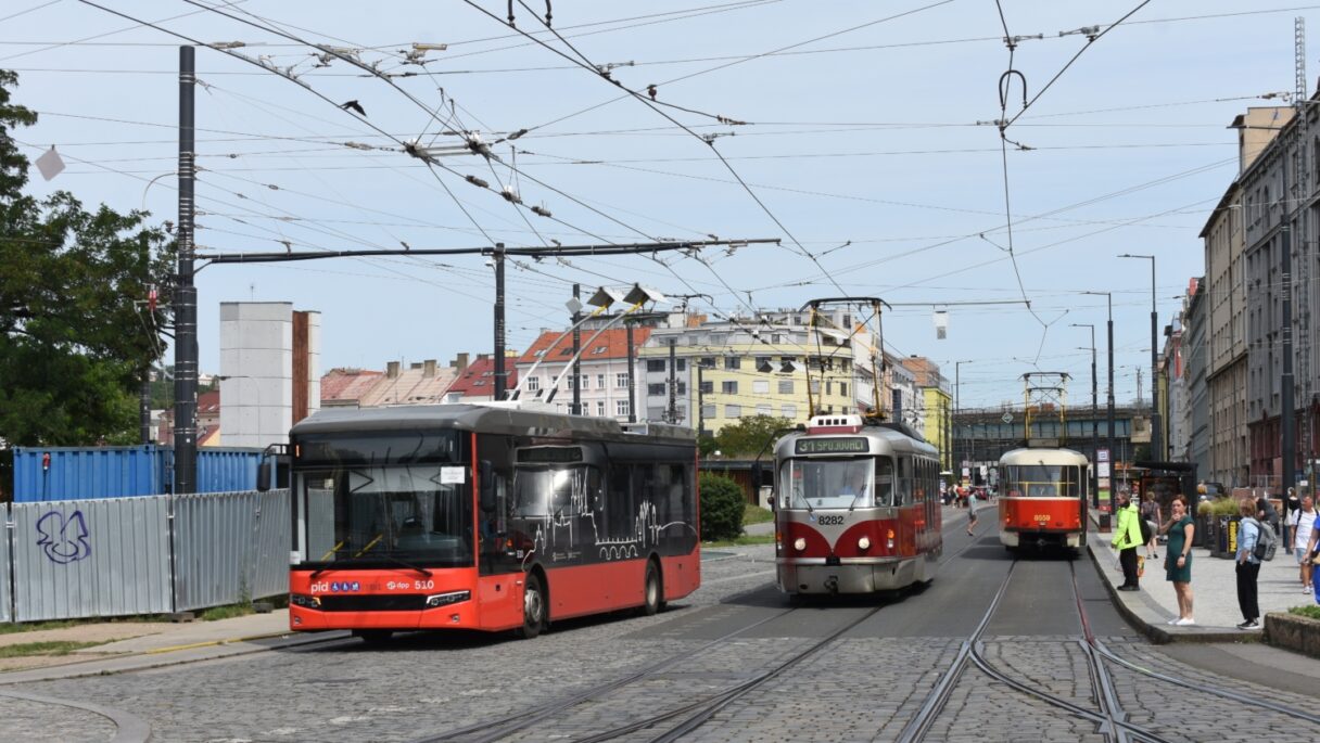 Testovací trolejbus Bozankaya SNG 12T je v Salzburgu