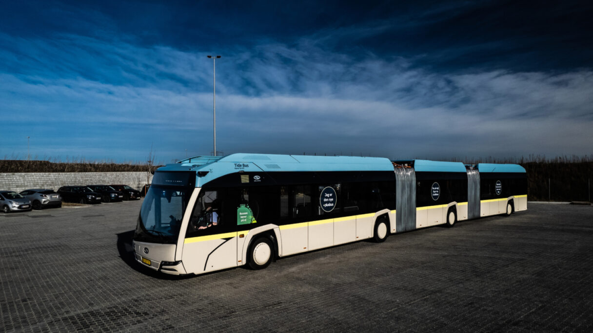 Do Vilniusu dorazil tříčlánkový elektrobus Solaris Urbino 24 electric