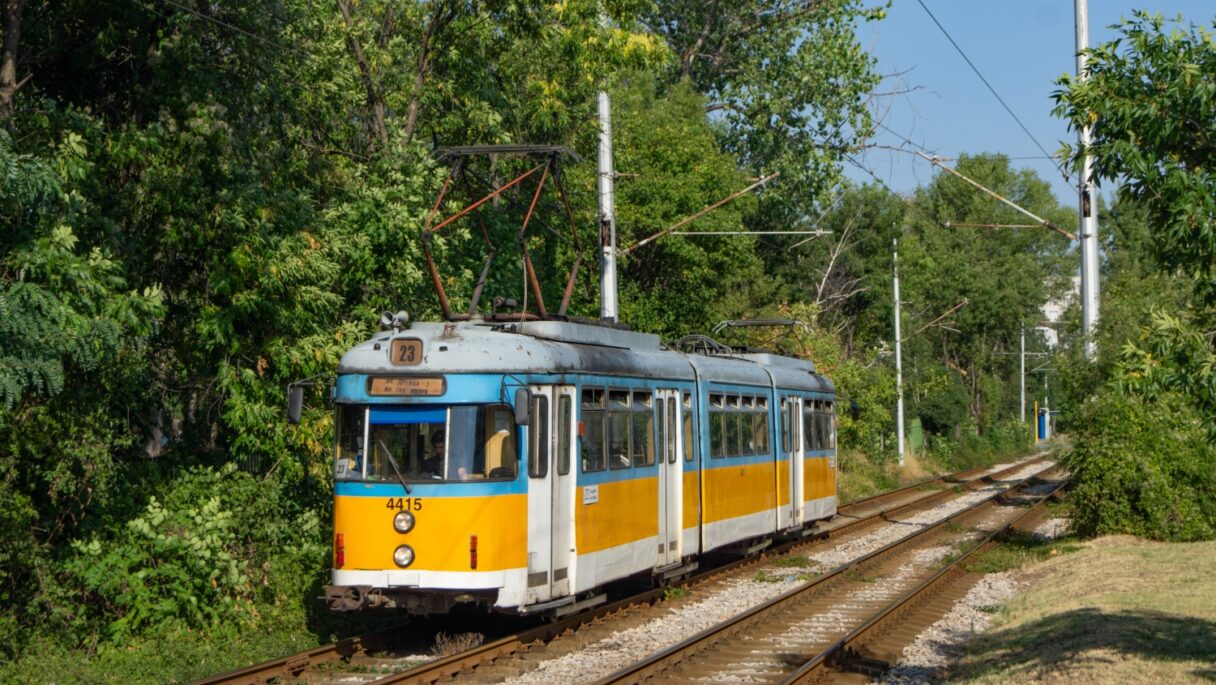 Smrákání nad Düwagy. V Sofii začala stavba prodloužení linky č. 23