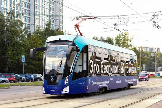Moskva chce do roku 2030 většinu tramvají převést do bezpilotního režimu