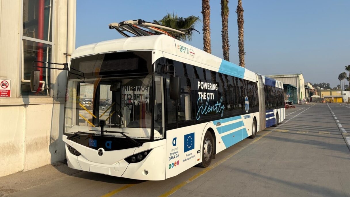 V Athénách má vyjet kloubový elektrobus TEMSA Avenue Electron