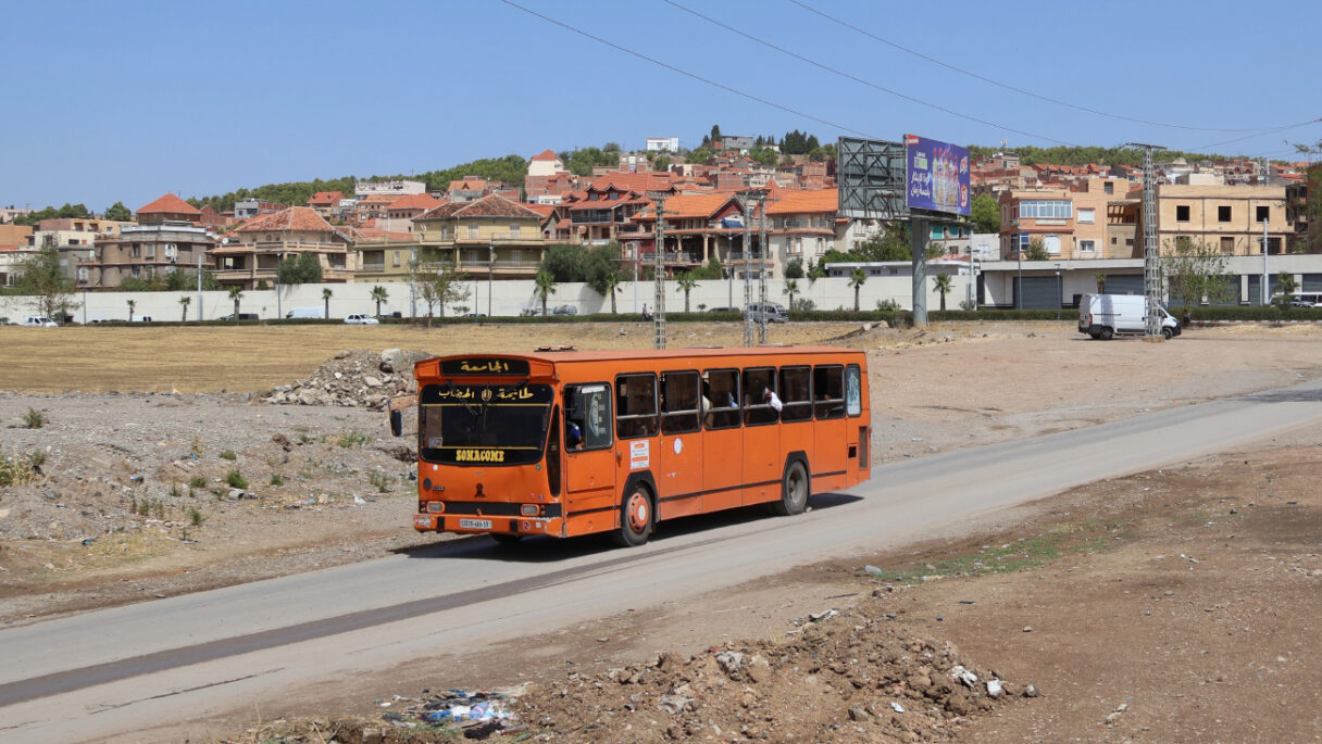 Masivní obnova autobusů v Alžírsku